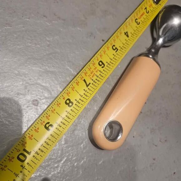 KitchenAid Classic Ice Cream Scoop - Picture 3 of 4